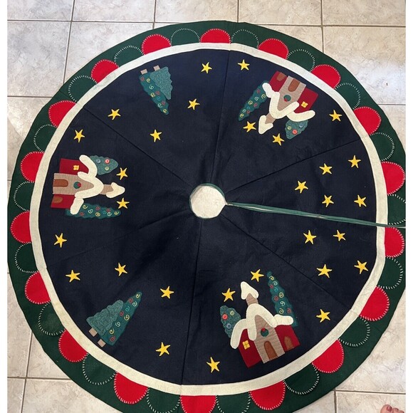 Christmas Tree Skirt Mushroom Houses 52in Felt Appliqué Handmade Vintage Folkart - Picture 10 of 10
